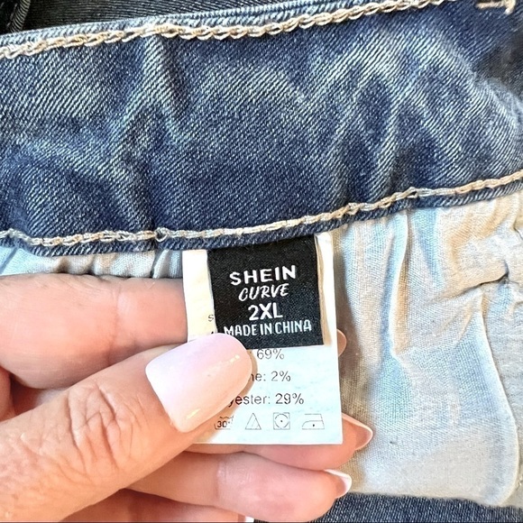 SHEIN Super Stretch High Waisted Split Hem Flare Jeans Curvy Size 2XL - Picture 7 of 8